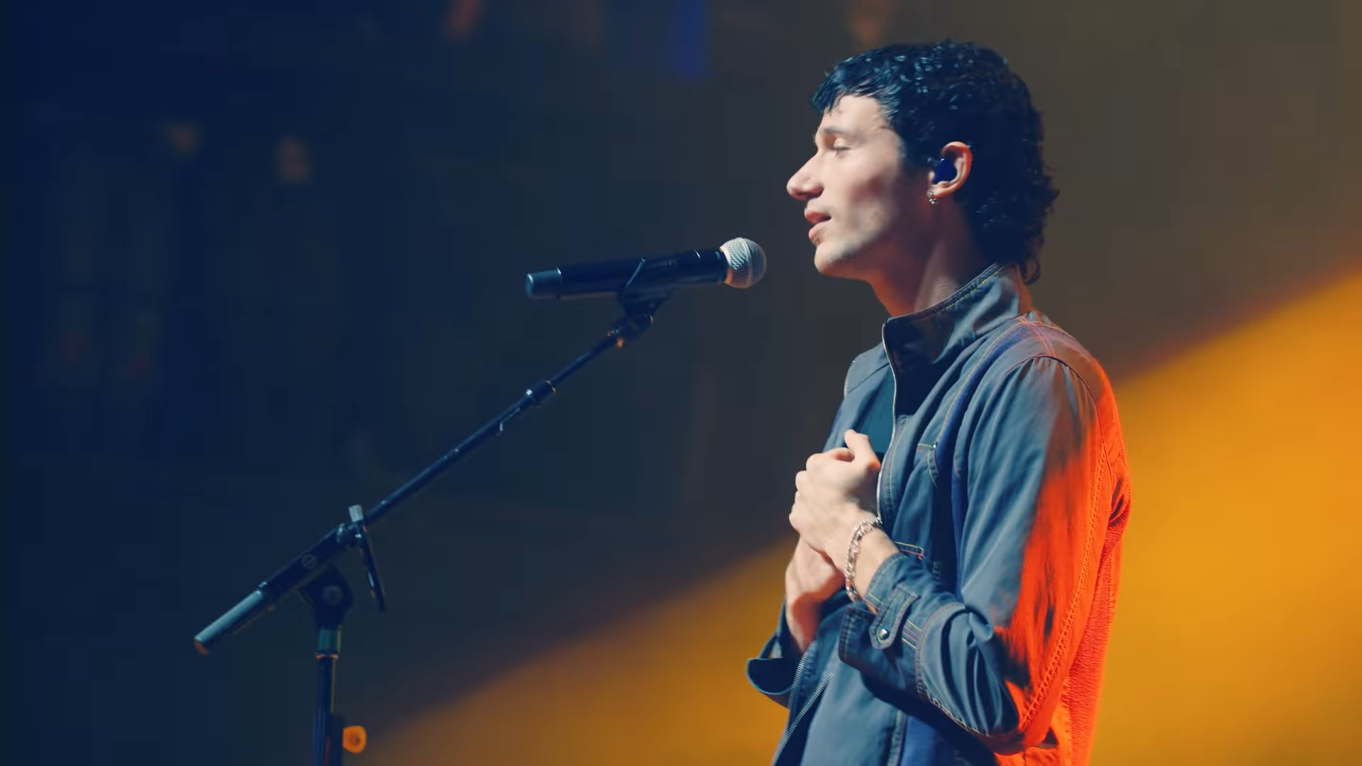 The Kid LAROI Concert Tour Schedule 2023 + Where to buy tickets - Jeremy Zucker