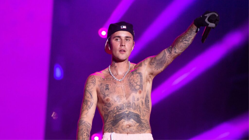 Justin Bieber facial paralysis recovery Ramsay Hunt Syndrome
