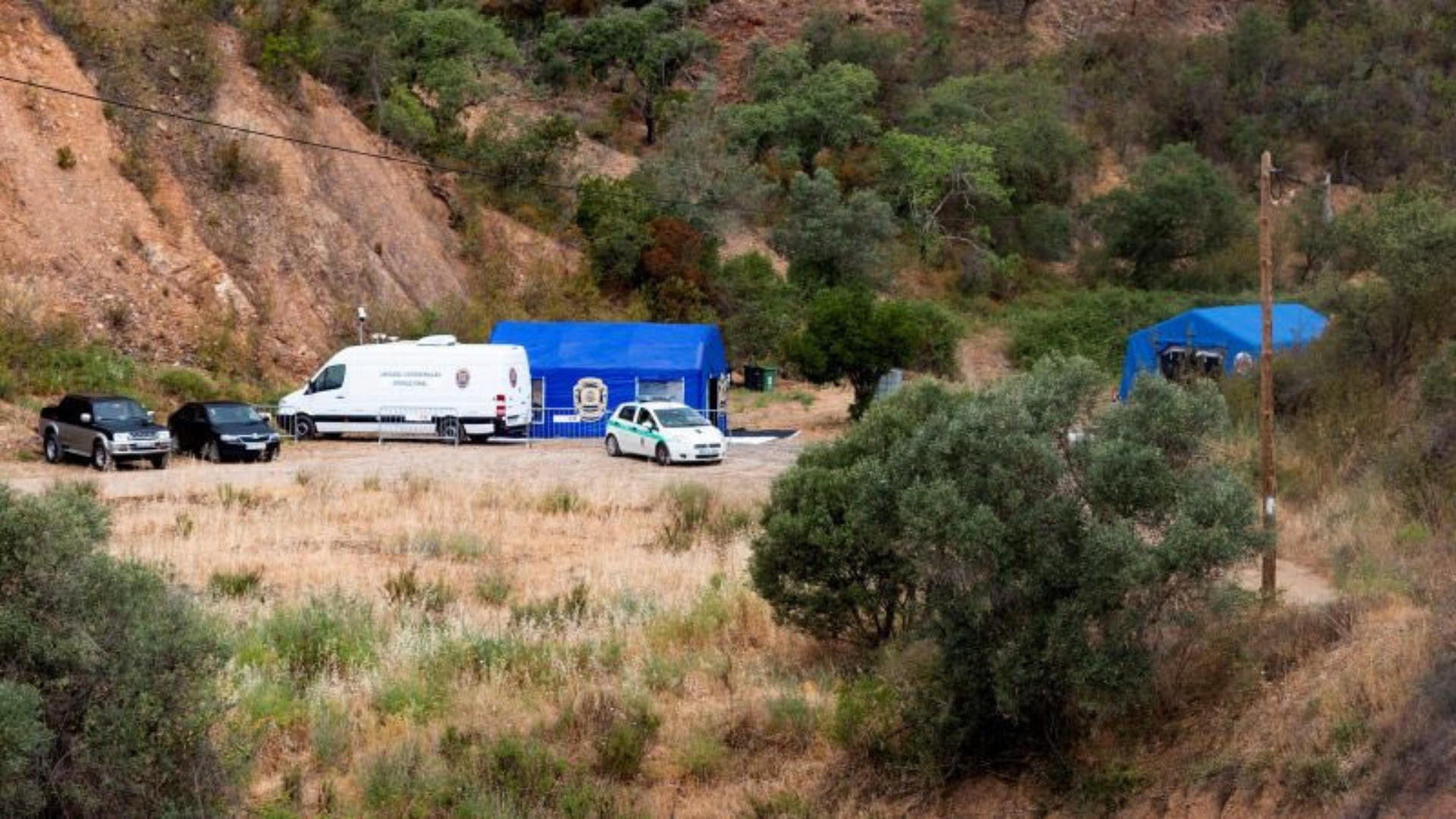 Police search reservoir for Madeleine McCann after 16 years