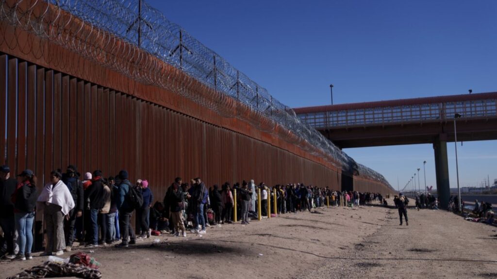 Title 42 border immigrant Mexico US ending