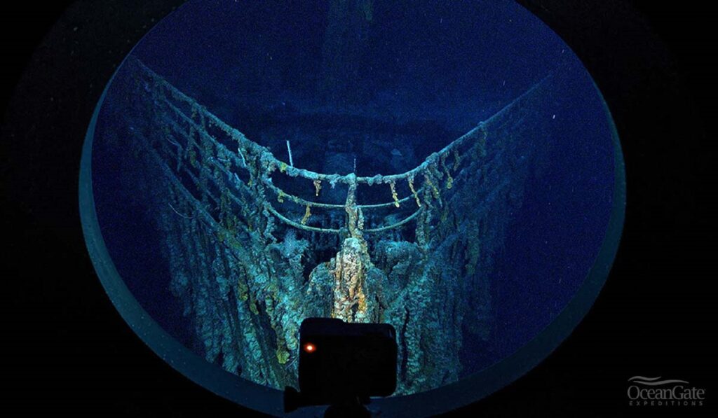 Titanic submarine crew remains, Mythbusters video