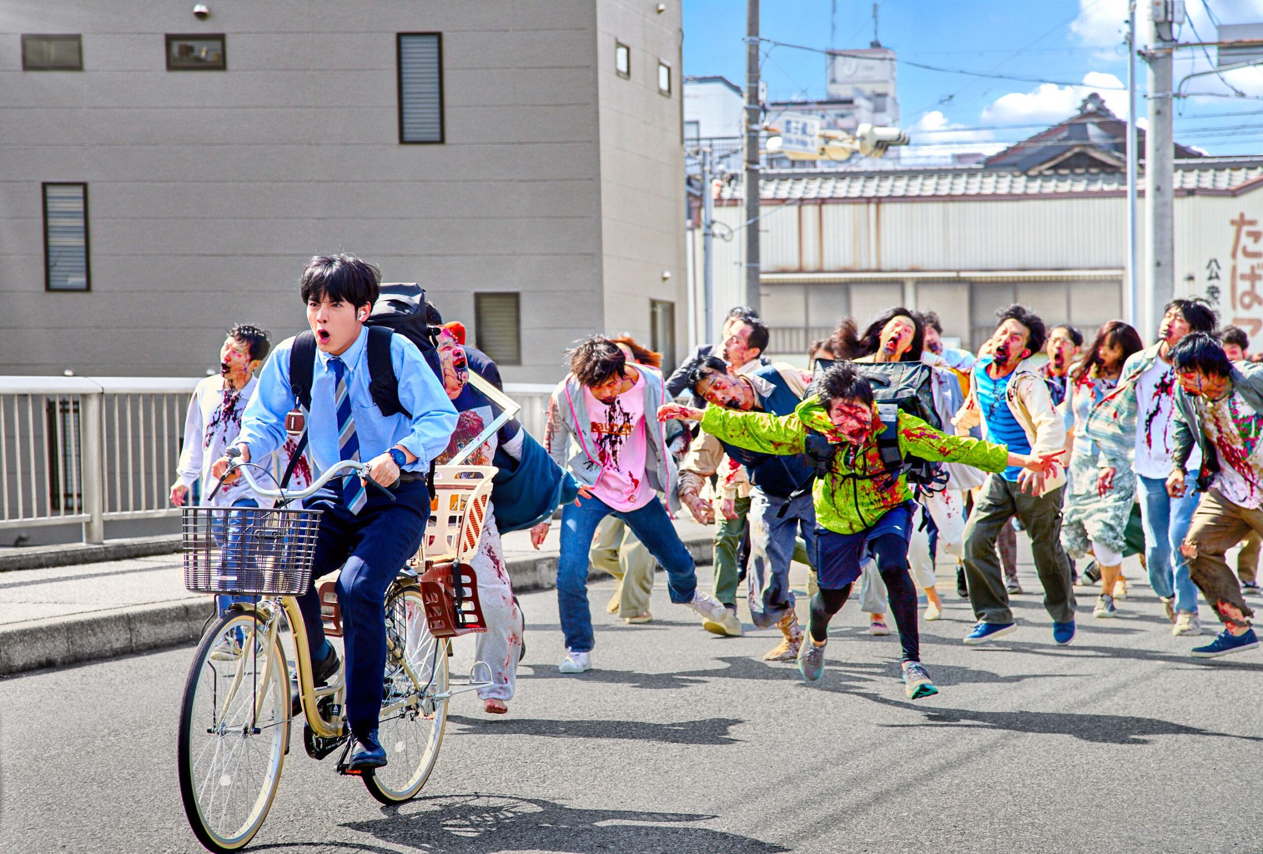 Zom 100 Will the anime be different from the Live Action (1)