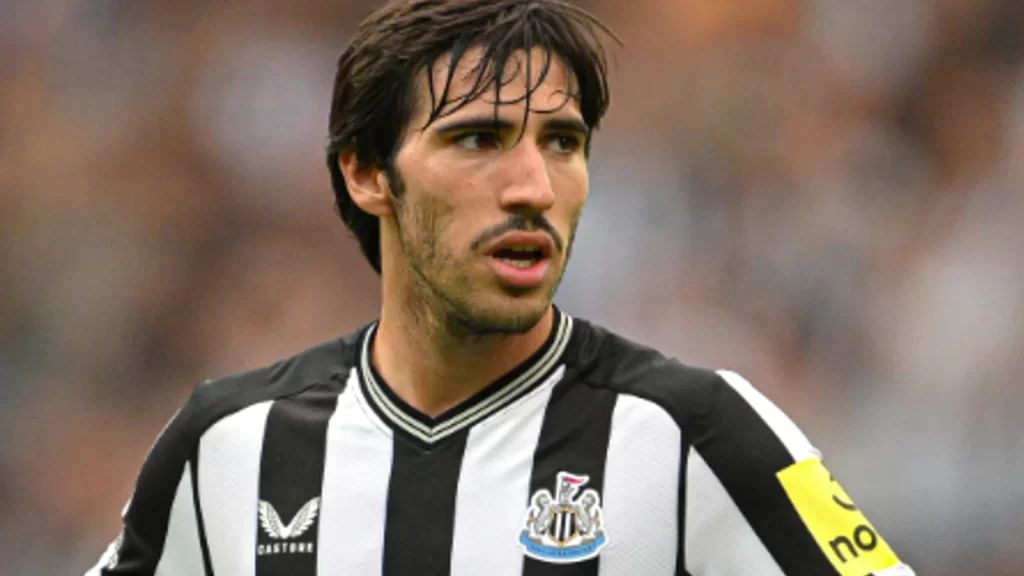 Sandro Tonali banned in football for 10 months